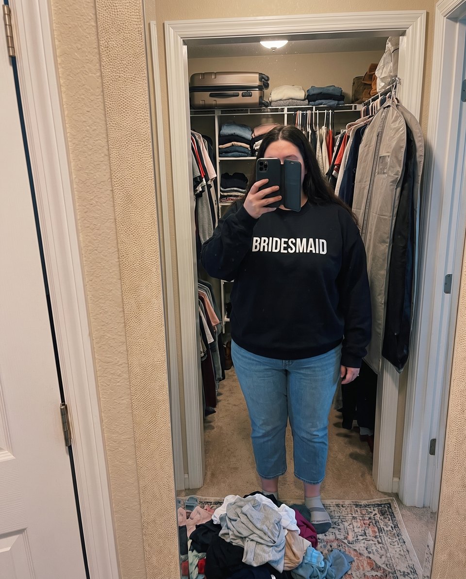 Gildan 18000 worn in size 3XL