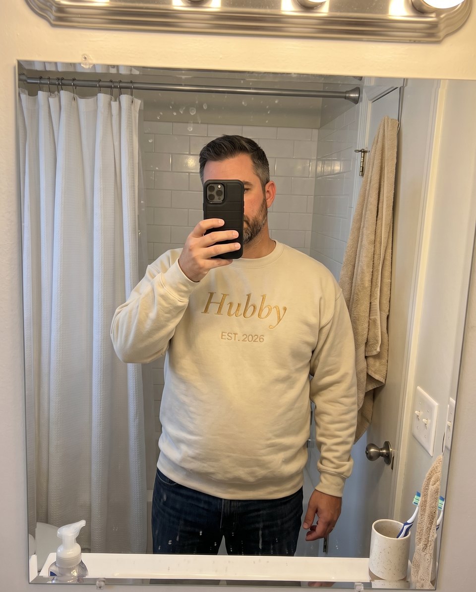 Gildan 18000 worn in size XL