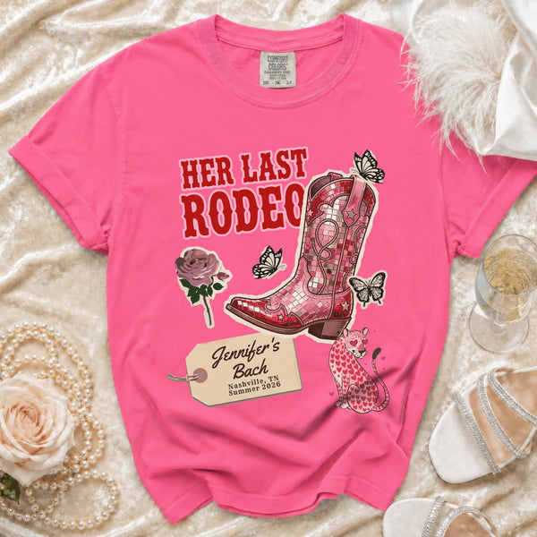 Her Last Rodeo Bachelorette T-Shirt in Crunchberry