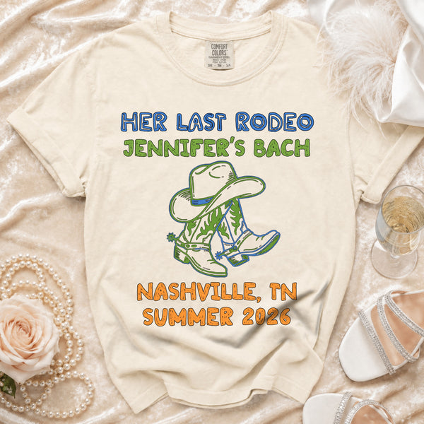 Her Last Rodeo Bachelorette T-Shirt in Ivory