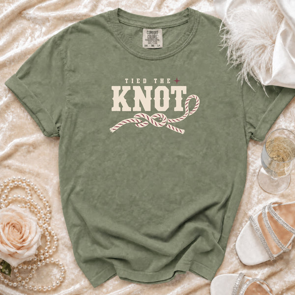 Tied Knot T-shirt in Moss