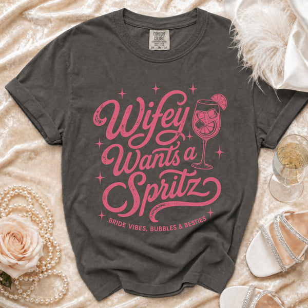 Wifey Spritz T-Shirt in Pepper