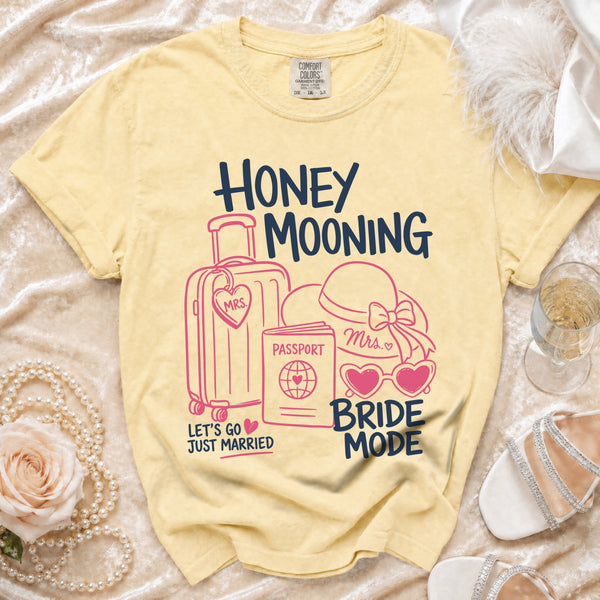 Honeymooning T-shirt in Butter
