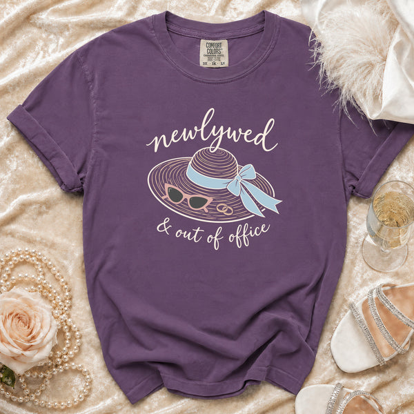Newlywed Honeymoon T-shirt in Grape