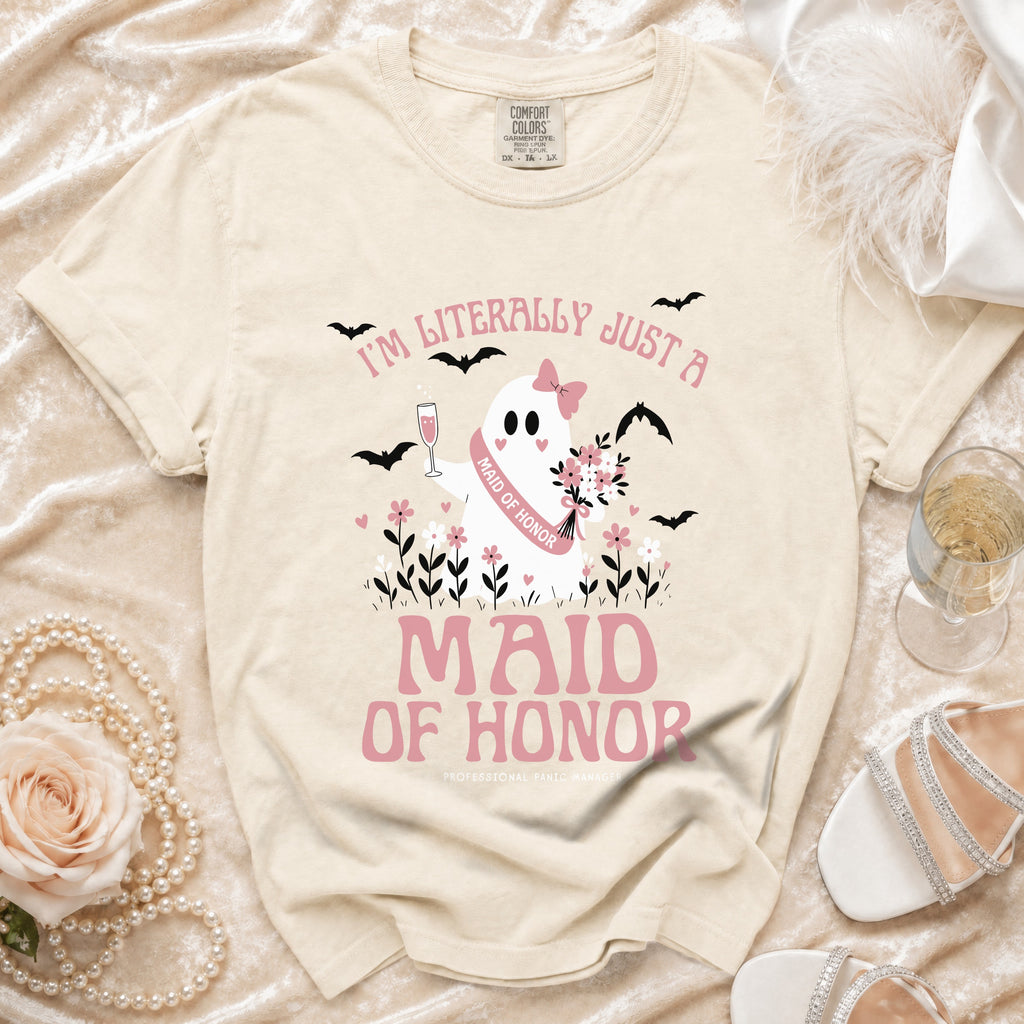Cream t-shirt with ghost maid of honor graphic and "Maid of Honor" text.