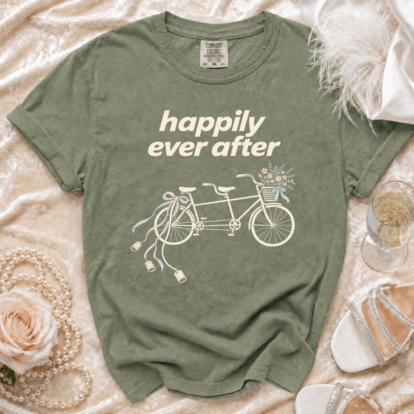 Happily Ever T-Shirt in Moss