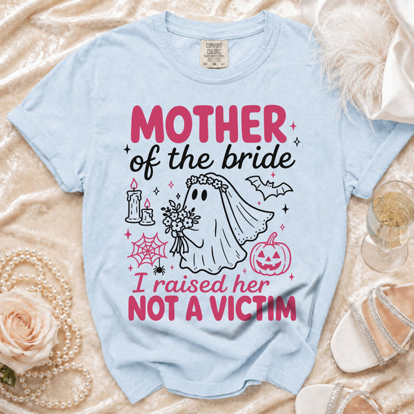 Bridal Ghost Mom T-Shirt in Chambray