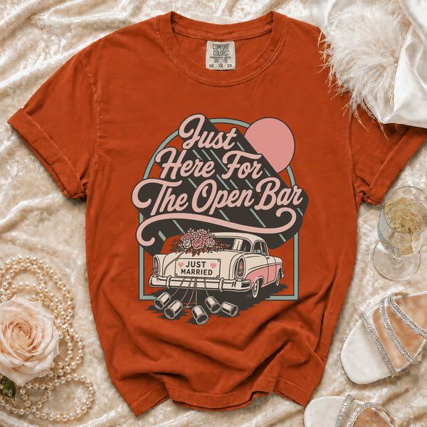 Open Bar Retro T-Shirt in Yam
