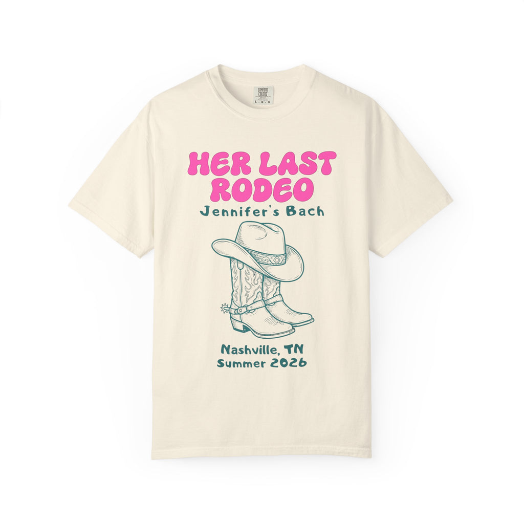 Cream t-shirt with "Her Last Rodeo Jennifer's Bach" and cowboy boots.
