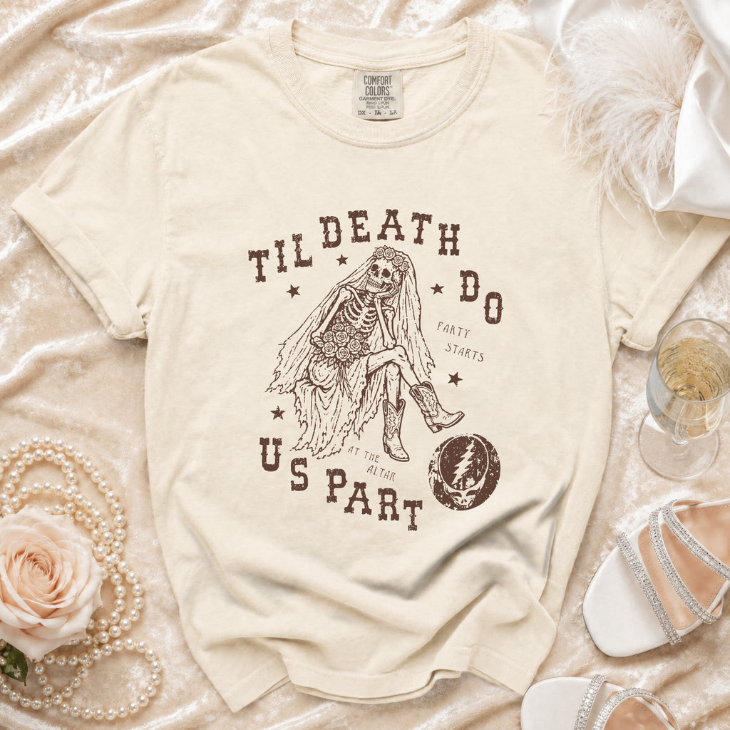 T-shirt with skeleton bride graphic reading "Til Death Do Us Part" and Grateful Dead logo.