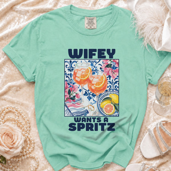 Wifey Wants Spritz T-shirt in Island Reef