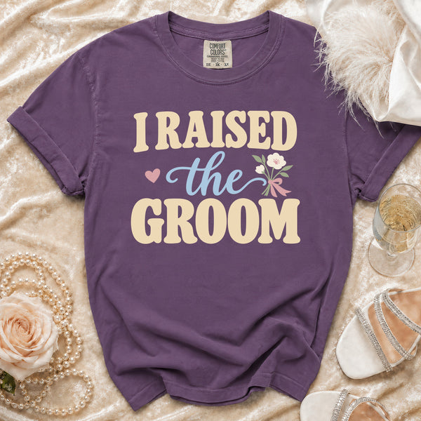 Groom Mom T-Shirt in Grape