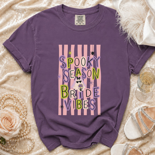 Spooky Bride Vibes T-Shirt in Grape