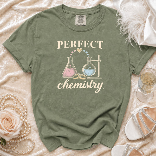 Perfect Chemistry T-Shirt in Moss