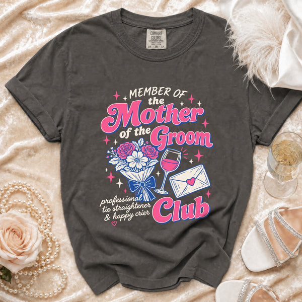 Groom Mom T-shirt in Pepper