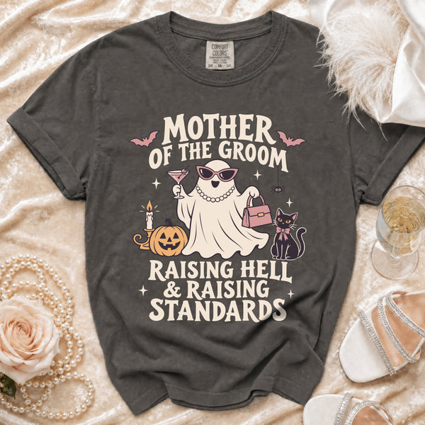 Spooky Mother T-Shirt in Pepper