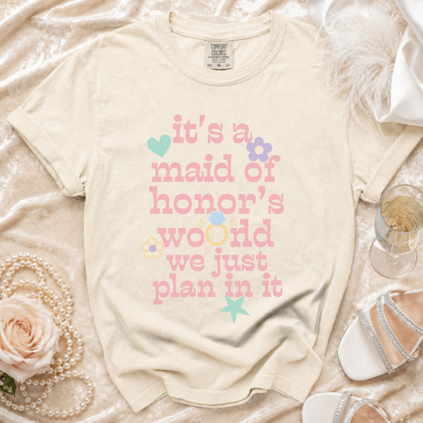 Maid of Honor World T-shirt in Ivory