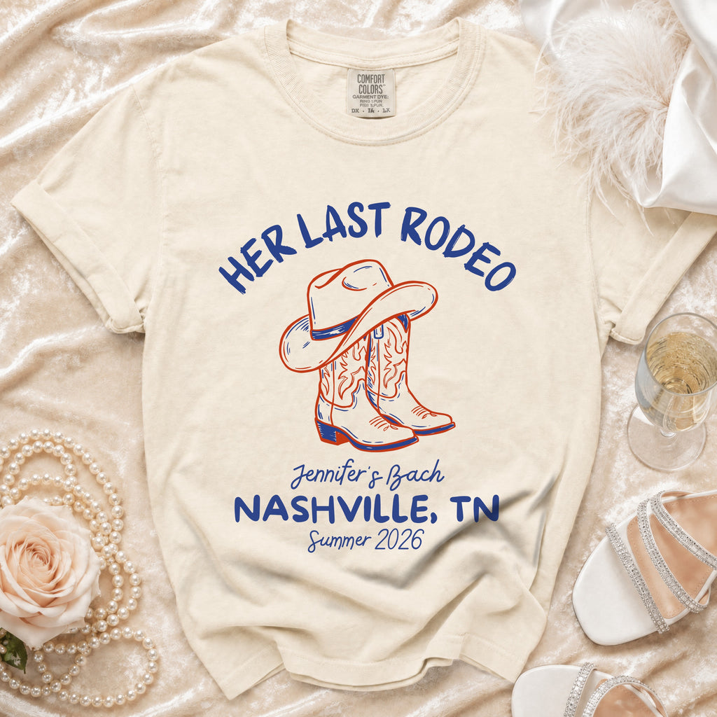 Cream t-shirt with "Her Last Rodeo" and Nashville bachelorette details.