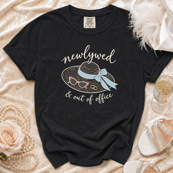 Newlywed Honeymoon T-shirt in Black