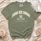 Moss Found Her Cowboy bachelorette crew t-shirt, print in ivory
