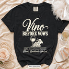 Black Vino Before Vows bachelorette crew t-shirt, print in ivory